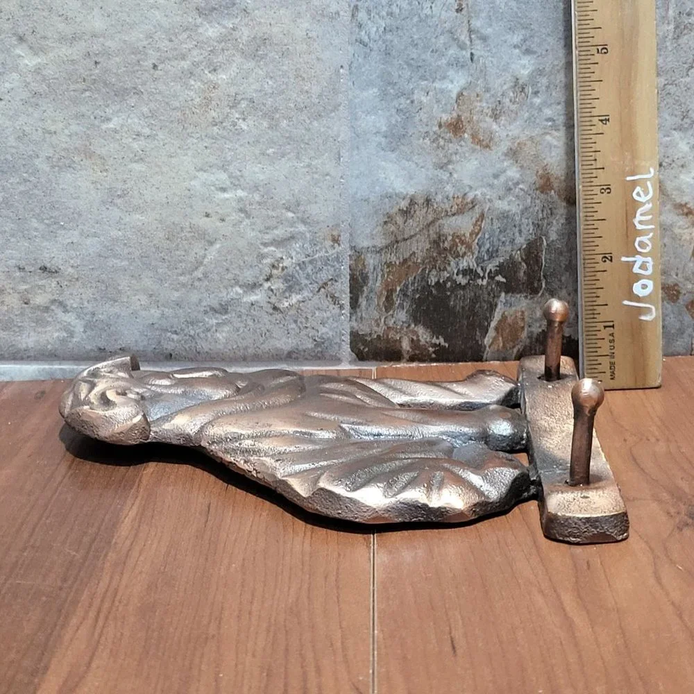 Cast Iron Dog Wall Mount Hook Leash Holder Bulldog Pug Wall Hanging Key Rack